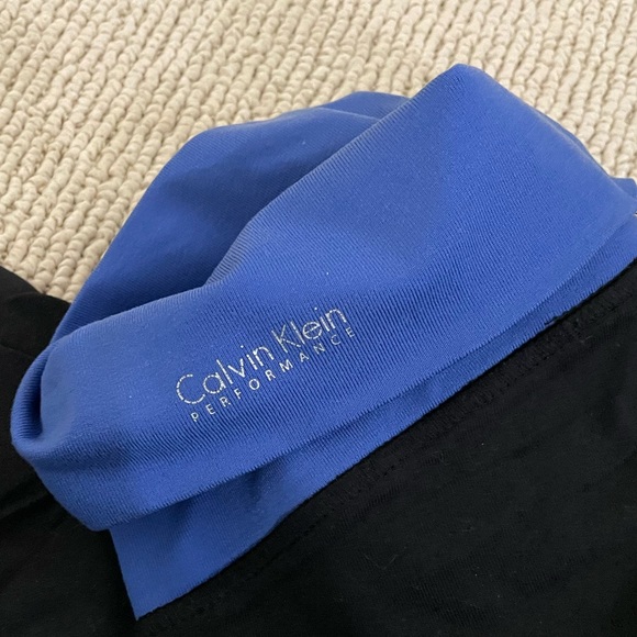 Calvin Klein Performance Cropped Leggings - Picture 2 of 7